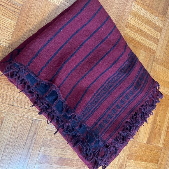 Aritzia scarf - Picture 2 of 3